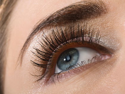 Mascara: Mit dieser 6-Euro-Wimperntusche werden deine Wimpern verdichtet