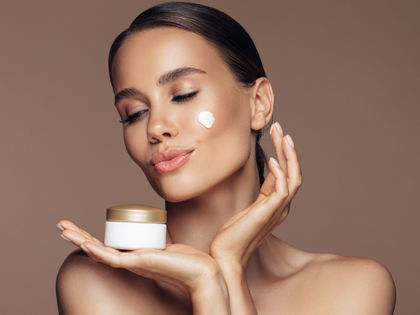 Anti-Aging-Bestseller bei Rossmann: Das sind die 3 besten Cremes gegen Falten