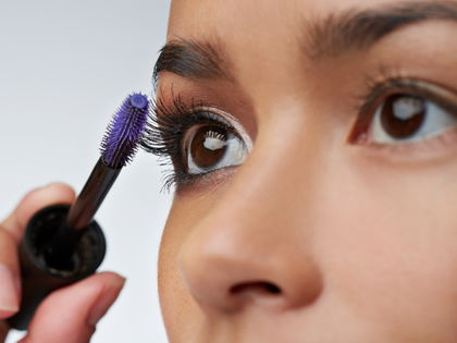 Mascara: Mit dieser Wimperntusche kreierst du einen Multi-Volumen-Effekt