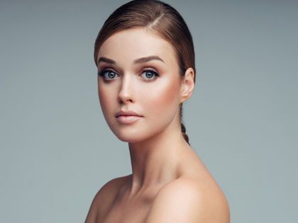Make-up: Diese ölfreie Foundation reduziert unschönen Glanz