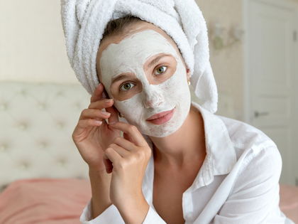 Anti-Aging: Mit dieser Retinol-Maske straffen wir die Haut über Nacht