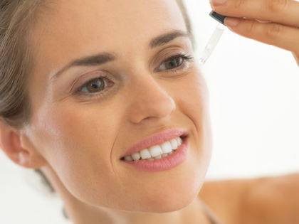 Anti-Aging: Mit diesem Serum verblassen die Anzeichen der Hautalterung