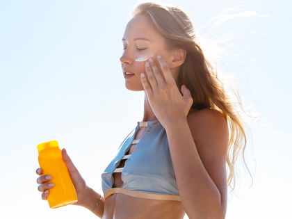 Hautpflege mit LSF: Dieser Sonnenschutz polstert Falten auf