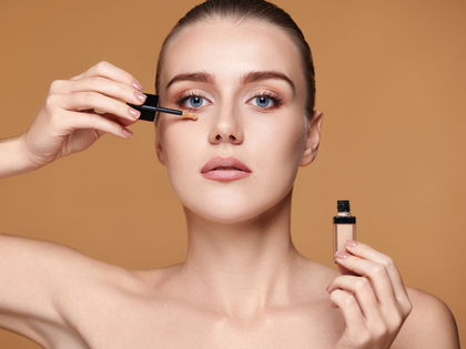 Make-up: Dieser Drogerie-Concealer reduziert Schwellungen und Augenringe mit Sofort-Effekt
