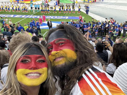 EM 2024: Heidi Klum, Sarah Engels, Twenty4Tim & Co. - So feiern die Stars die Fußballer