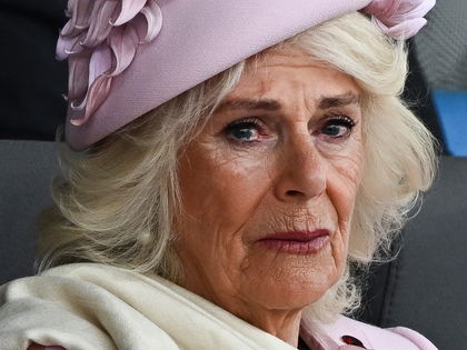 Königin Camilla: Bewegende Bilder - Hier weint sie bittere Tränen in der Öffentlichkeit