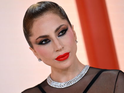 Lady Gaga: Schwanger? Nach angeblichen Babybauchfotos bricht sie ihr Schweigen