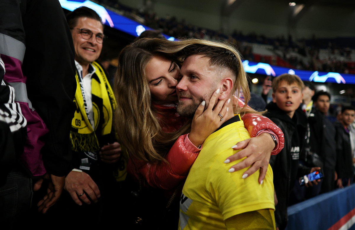 Lisa küsst Niclas Füllkrug