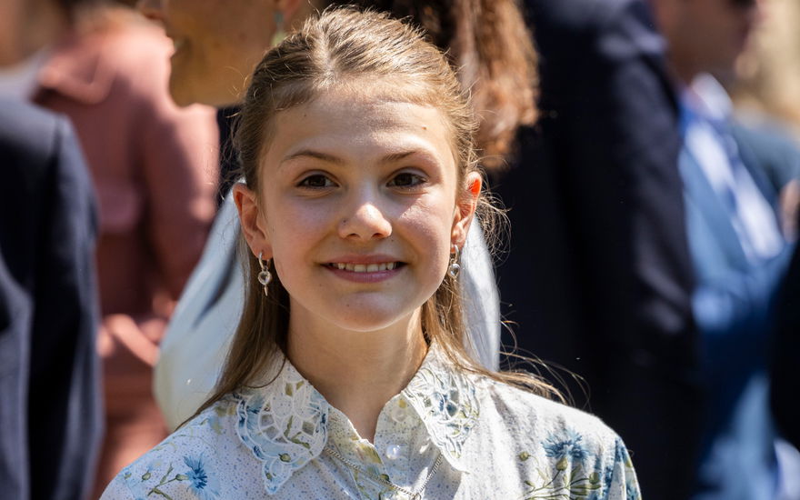 Prinzessin Estelle lächelt