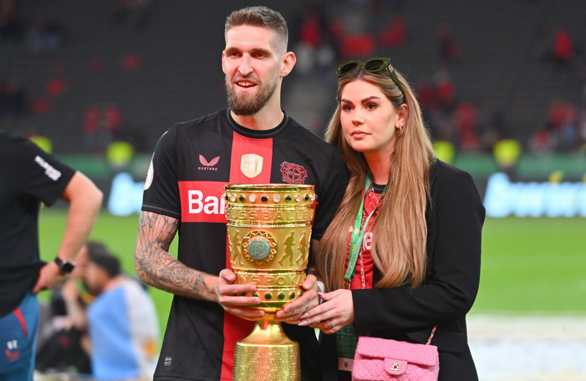 Robert und Alicia Andrich mit Pokal