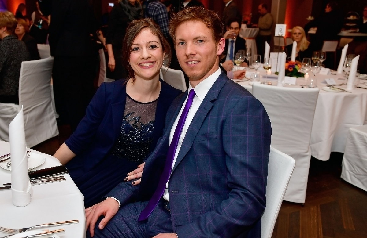 Verena & Julian Nagelsmann am Tisch