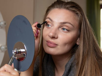 Mascara: Diese 3-Euro-Wimperntusche ist ein absoluter Allrounder