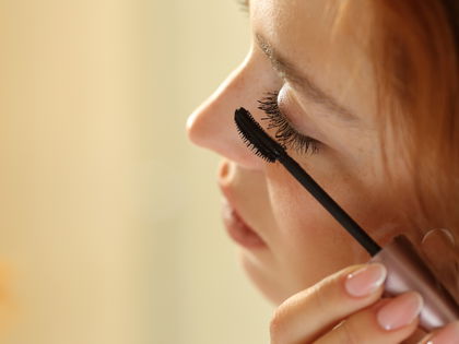 Mascara: Dramatische Vielfalt! Diese Wimperntusche sorgt für 51% mehr Volumen