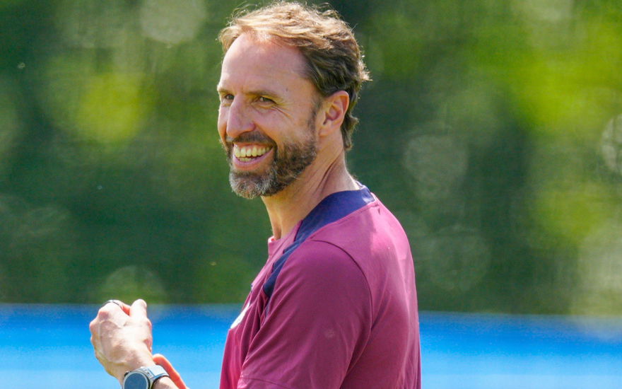 Der englische Nationaltainer Gareth Southgate lächelt