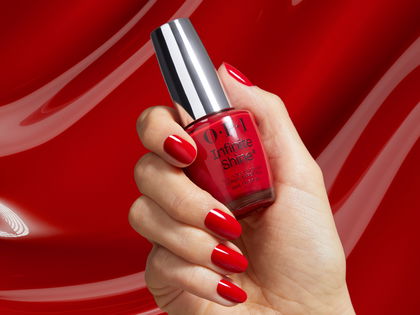 Maniküre-Trend: Dieser Nagellack hält bis zu 11 Tage – ohne UV- & LED-Lampe