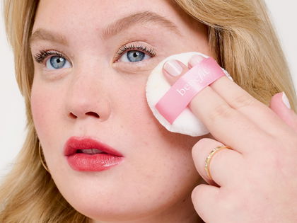 Make-up: Dieses Puder reduziert Poren um 55% – wie ein Weichzeichner