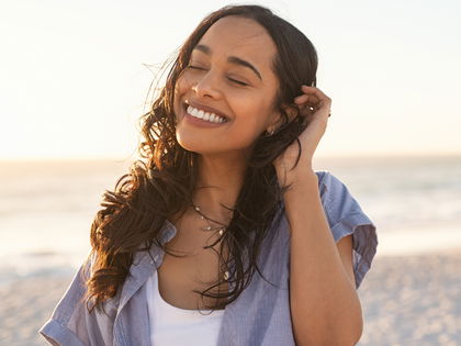 Anti-Aging: Dieses 5-Euro-Serum von Rossmann stoppt die ersten Anzeichen der Hautalterung