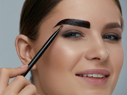 Beauty-Trend: Diese Augenbrauen-Farbe aus der Drogerie sorgt für Profi-Ergebnisse in 5 Minuten