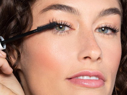 Beliebt bei Stars: Diese Mascara wirkt wie ein pflegendes Lifting