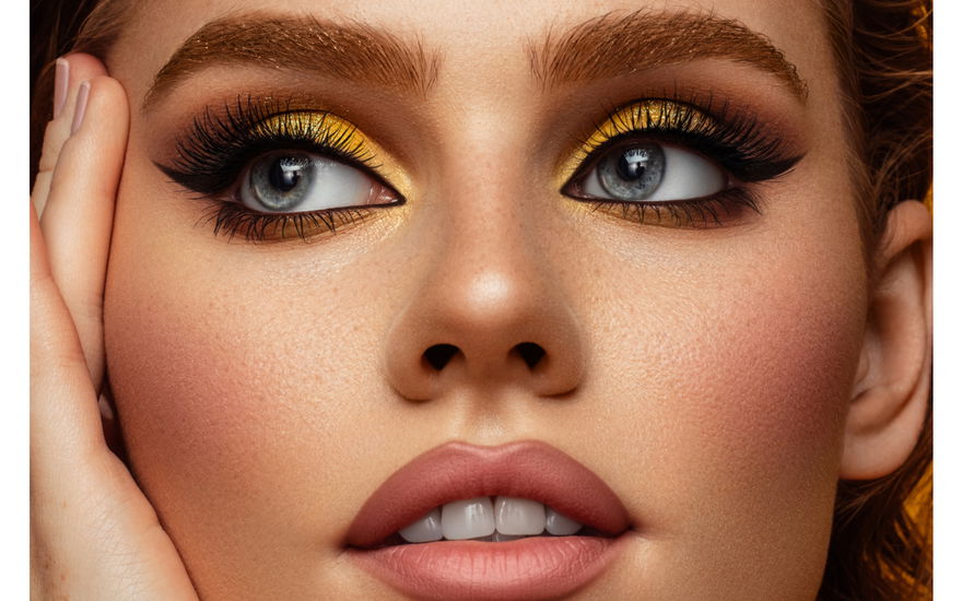 Frau Wimpern