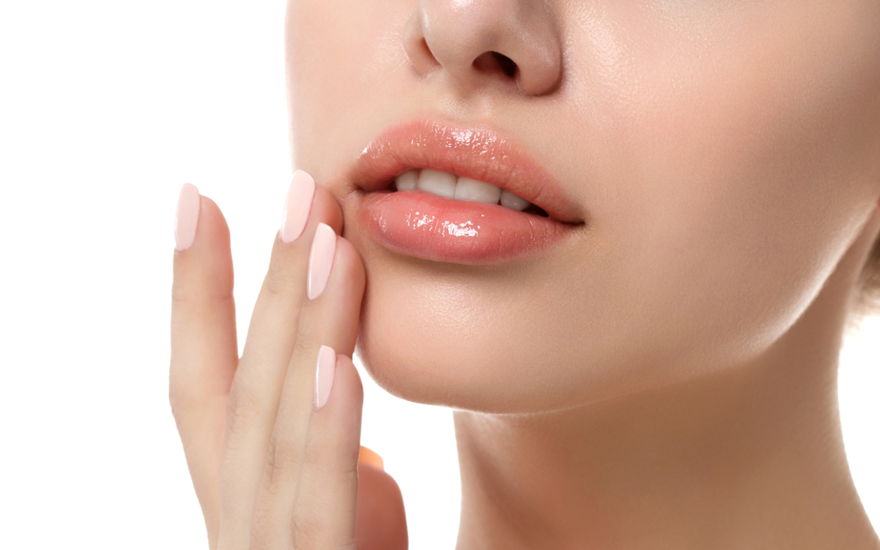 Frau volle Lippen