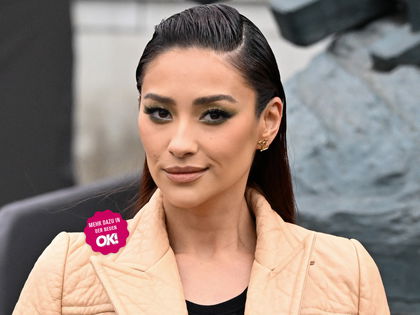 Make-up-Trend 2024: Promis setzen auf bunten Eyeliner