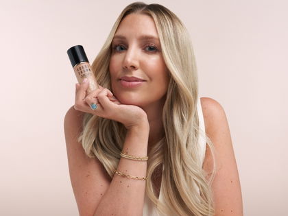 Make-up-Trend: Diese Foundation sieht aus wie eine zweite Haut