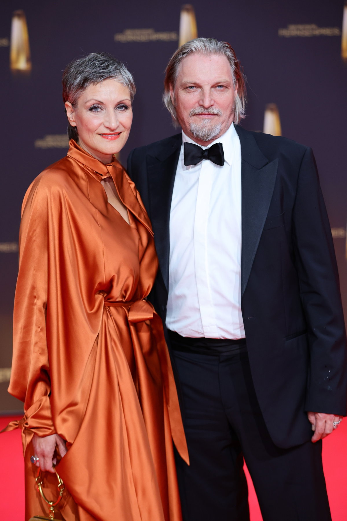 Stars beim "Deutschen Fernsehpreis 2024": Boriana Rosenmüller und Stefan Jürgens