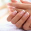 TikTok-Hype: "Nail Slugging" ist der Beauty-Trend im Herbst