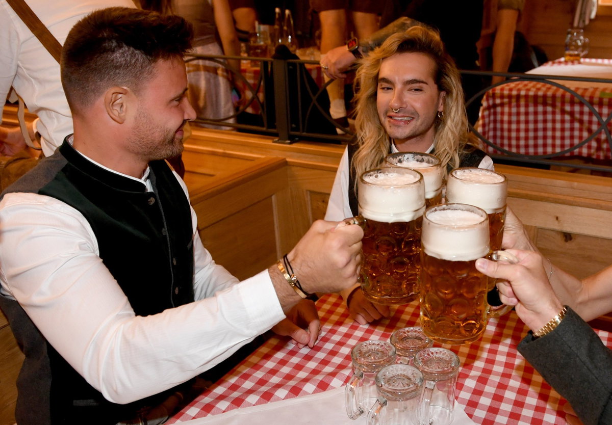 Marc Eggers und Bill Kaulitz auf dem Oktoberfest 2024