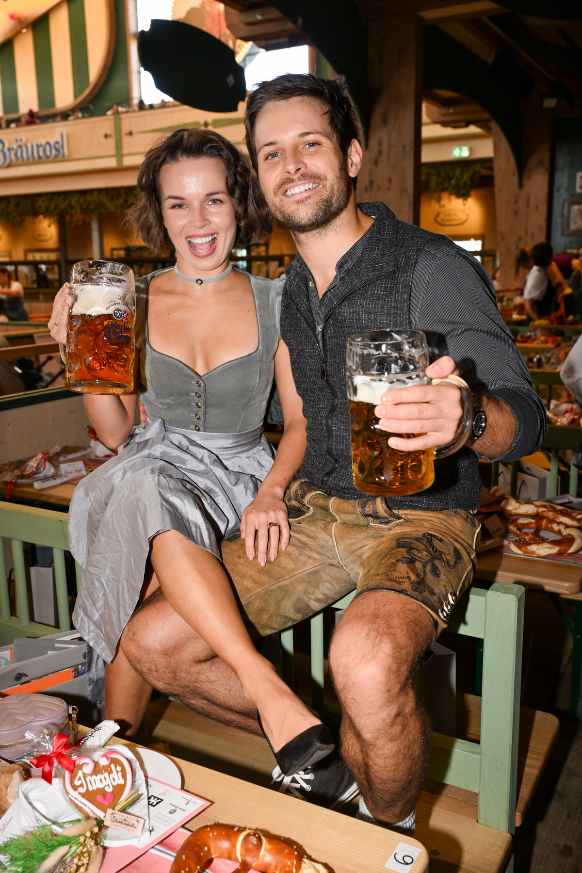 Oktoberfest 2024: Darya Birnstiel and Philip Birnstiel