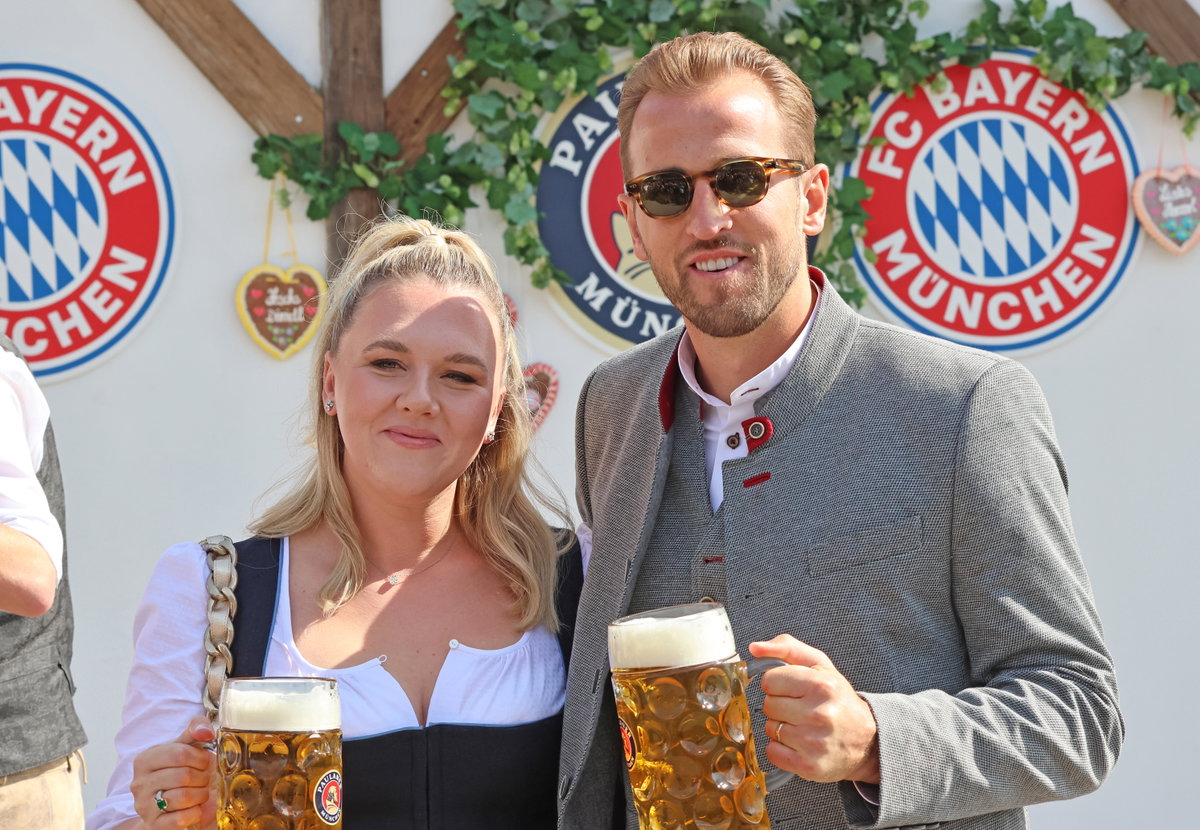 Oktoberfest 2024: Stars des FC Bayern - Harry Kane mit Ehefrau Katie