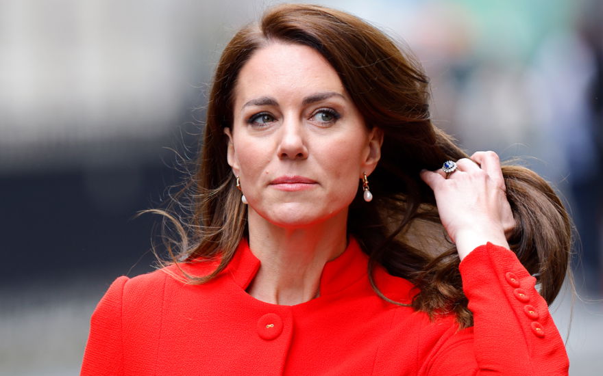 Prinzessin Kate mit ihrem Verlobungsring