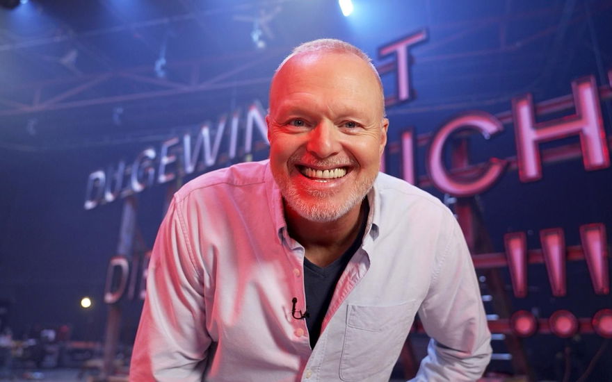 Stefan Raab lächelt