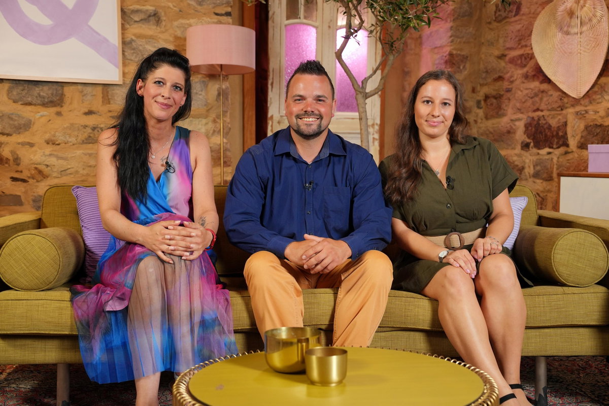 "Bauer sucht Frau" 2024: Marvin, Sabrina & Eva: Diese Paare haben sich auf dem Scheunenfest gefunden
