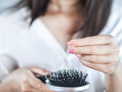 Haarpflege: Diese Bürste verhindert Haarverlust