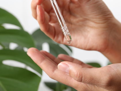 Laut Studie: Dieses Hyaluron-Serum reduziert Trockenheit mit Sofort-Effekt