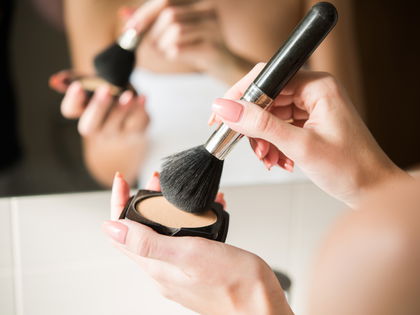 Make-up-Trend: Dieses 7-Euro-Puder wirkt wie ein Weichzeichner