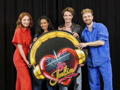 "& Julia": Romeo-Darsteller Raphael Groß klärt auf – Das macht das neue Pop-Musical so besonders