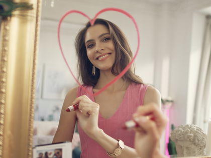Tinder x Paula's Choice: Selbstfürsorge ist der Schlüssel zum Glück