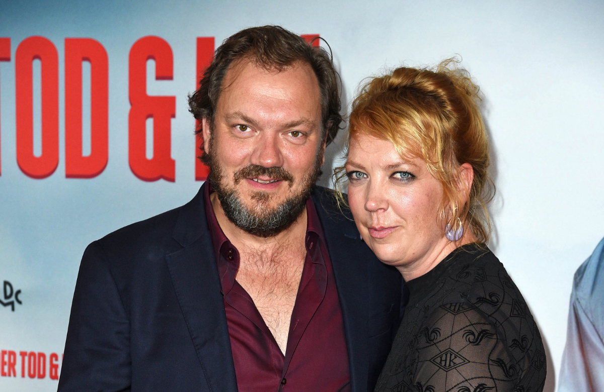 Charly Hübner und Lina Beckmann