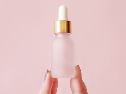 Anti-Aging: Auf diesen Hyaluron-Bestseller gibt es 54% Rabatt