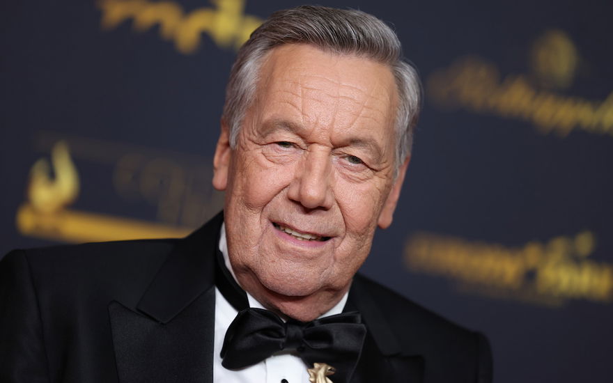Roland Kaiser im Anzug