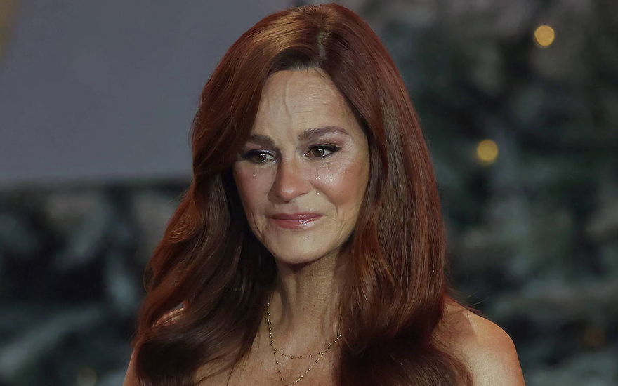 Andrea Berg weint