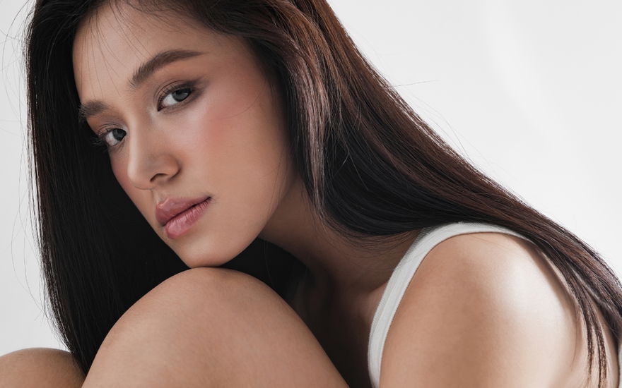 Asiatisches model