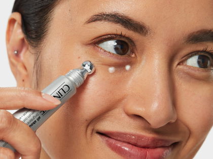 Für einen strahlenden Blick: Dieses neue Augenserum hellt dunkle Schatten sofort auf