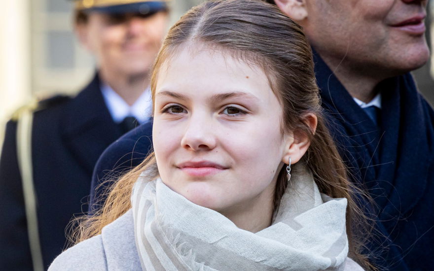 Prinzessin Estelle verträumt