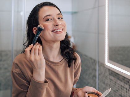 Make-up-Trend 2025: Dieses 3-Euro-Blush ist die Nummer 1 bei dm