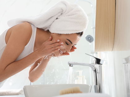 Für eine porentiefe Reinigung: Beauty-Blogger auf TikTok schwören auf diesen Bestseller-Cleanser