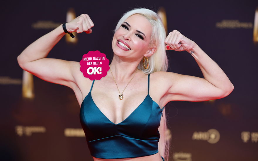 daniela katzenberger zeigt muskeln